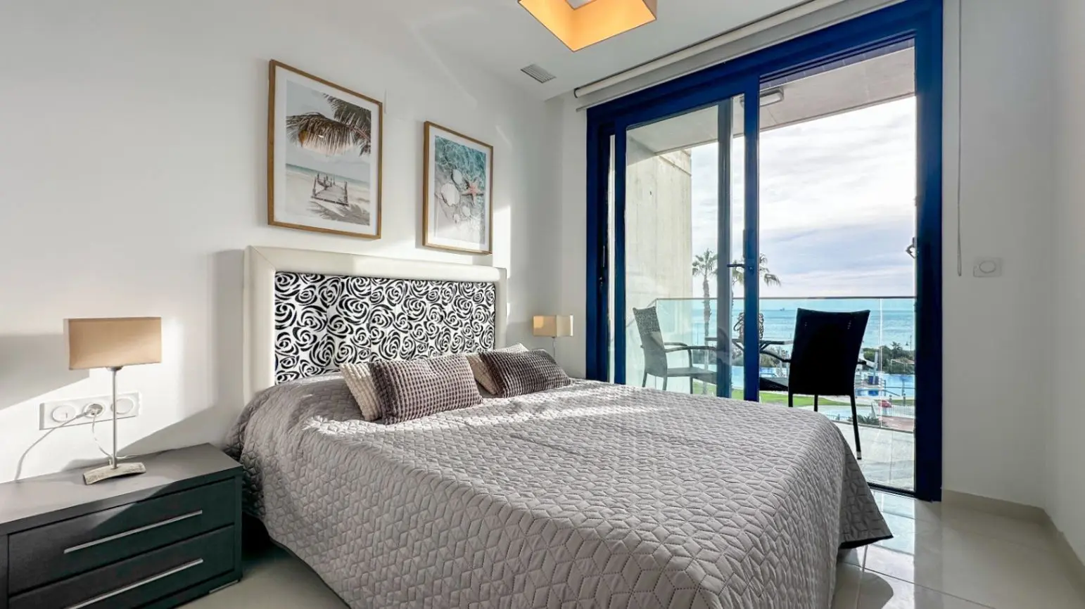 Apartment Of 93 M² In Torrevieja, Spain