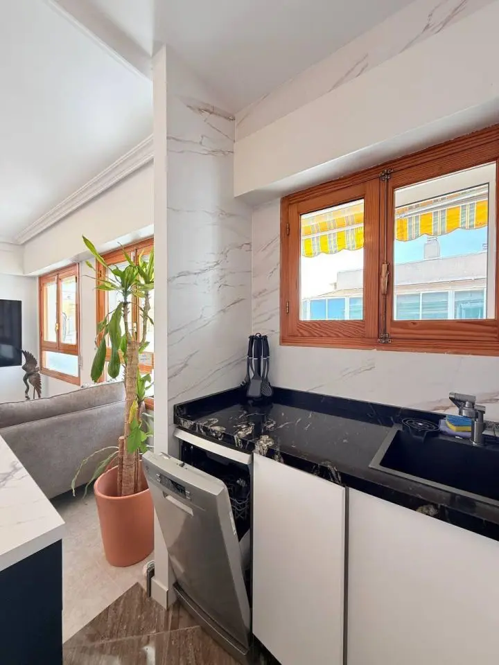Penthouse Of 114 M² With Sea View In Torrevieja
