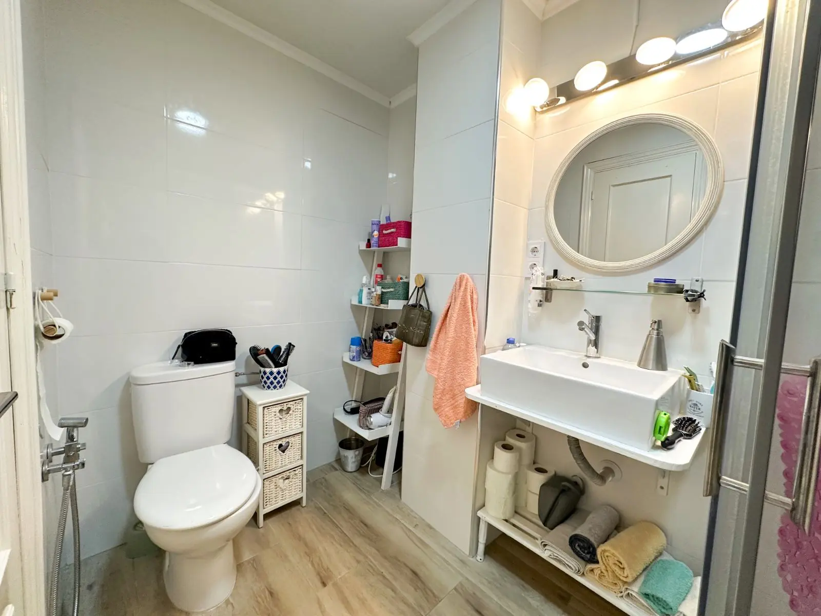 Apartment Of 64 M² In Torrevieja, Spain