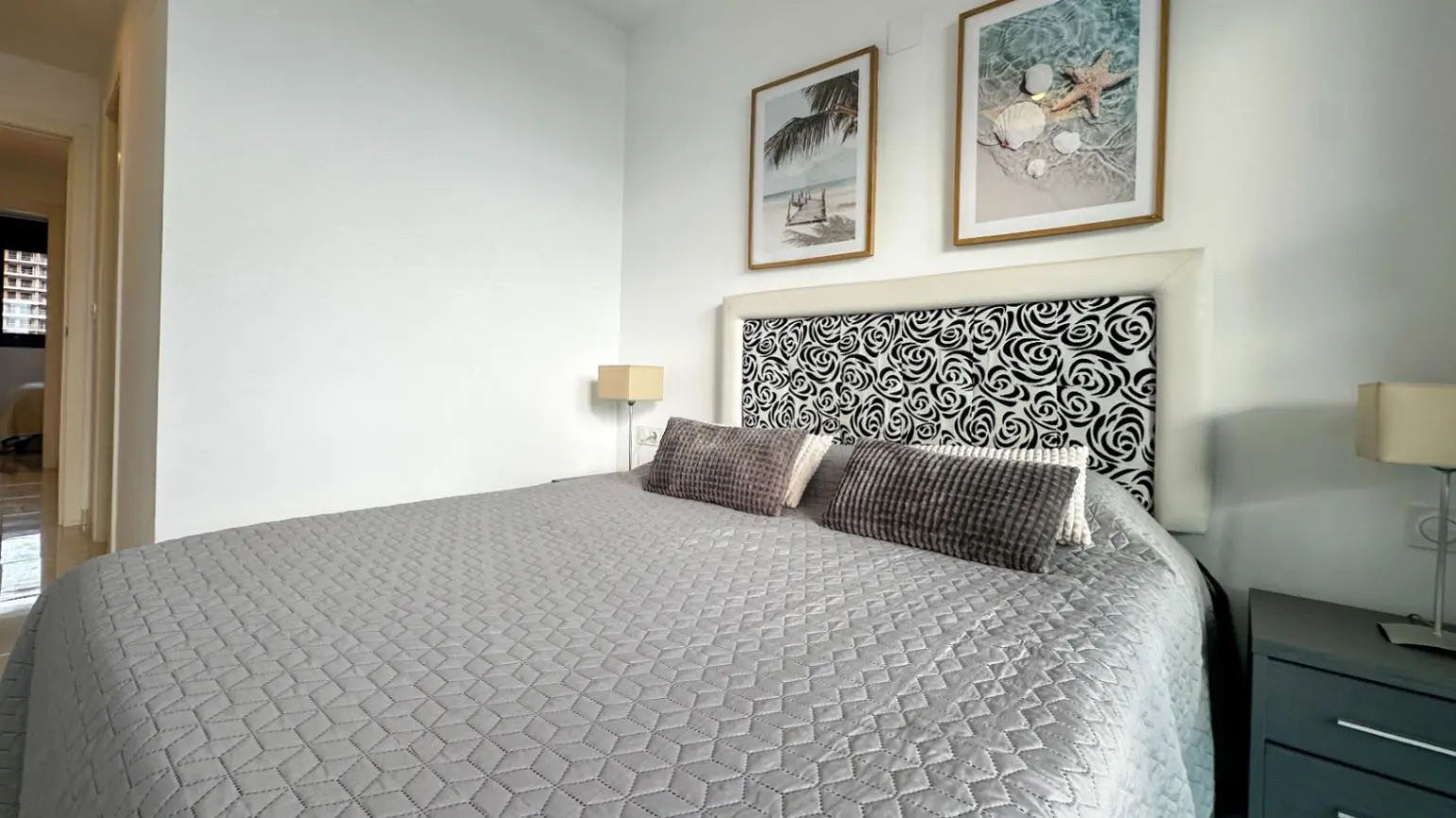 Apartment Of 93 M² In Torrevieja, Spain