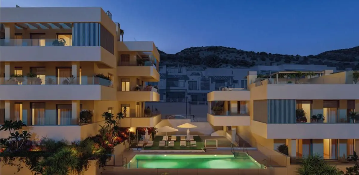 Apartment Of 107 M² With Sea Views In Benalmádena, Spain