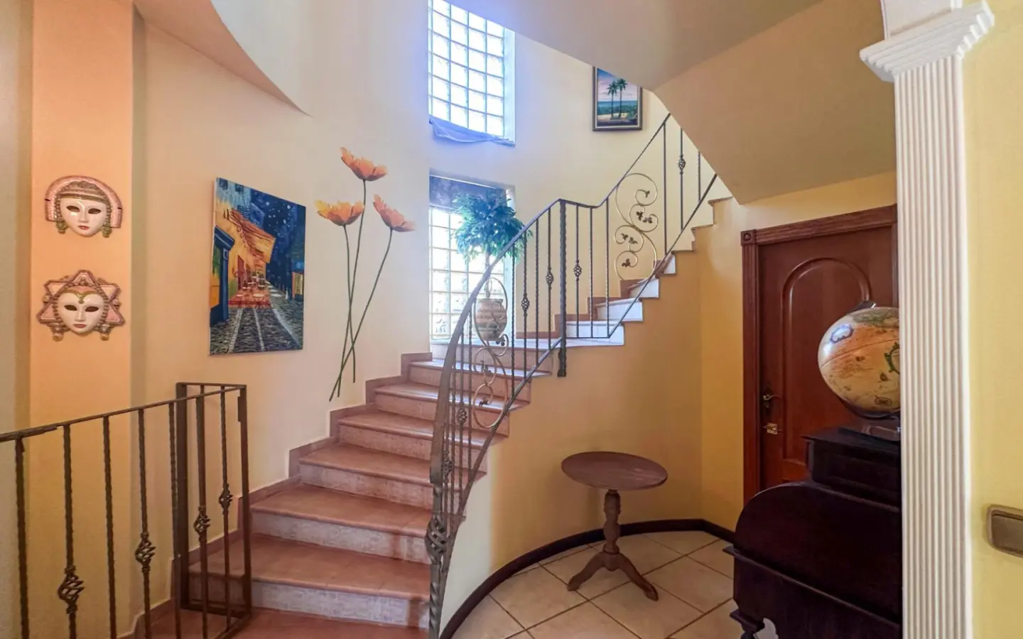 Villa Of 290 M² In Torrevieja, Spain