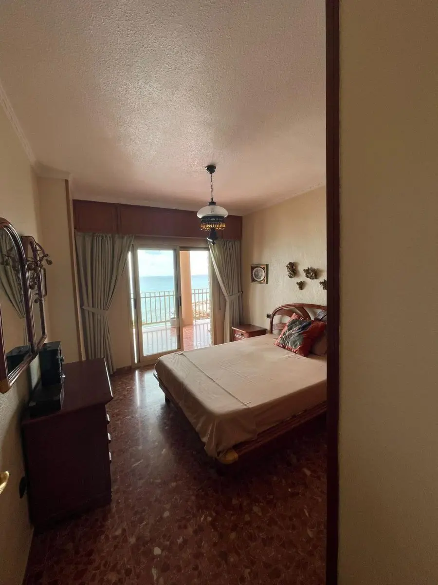 Apartment Of 160 M² In Torrevieja, Spain