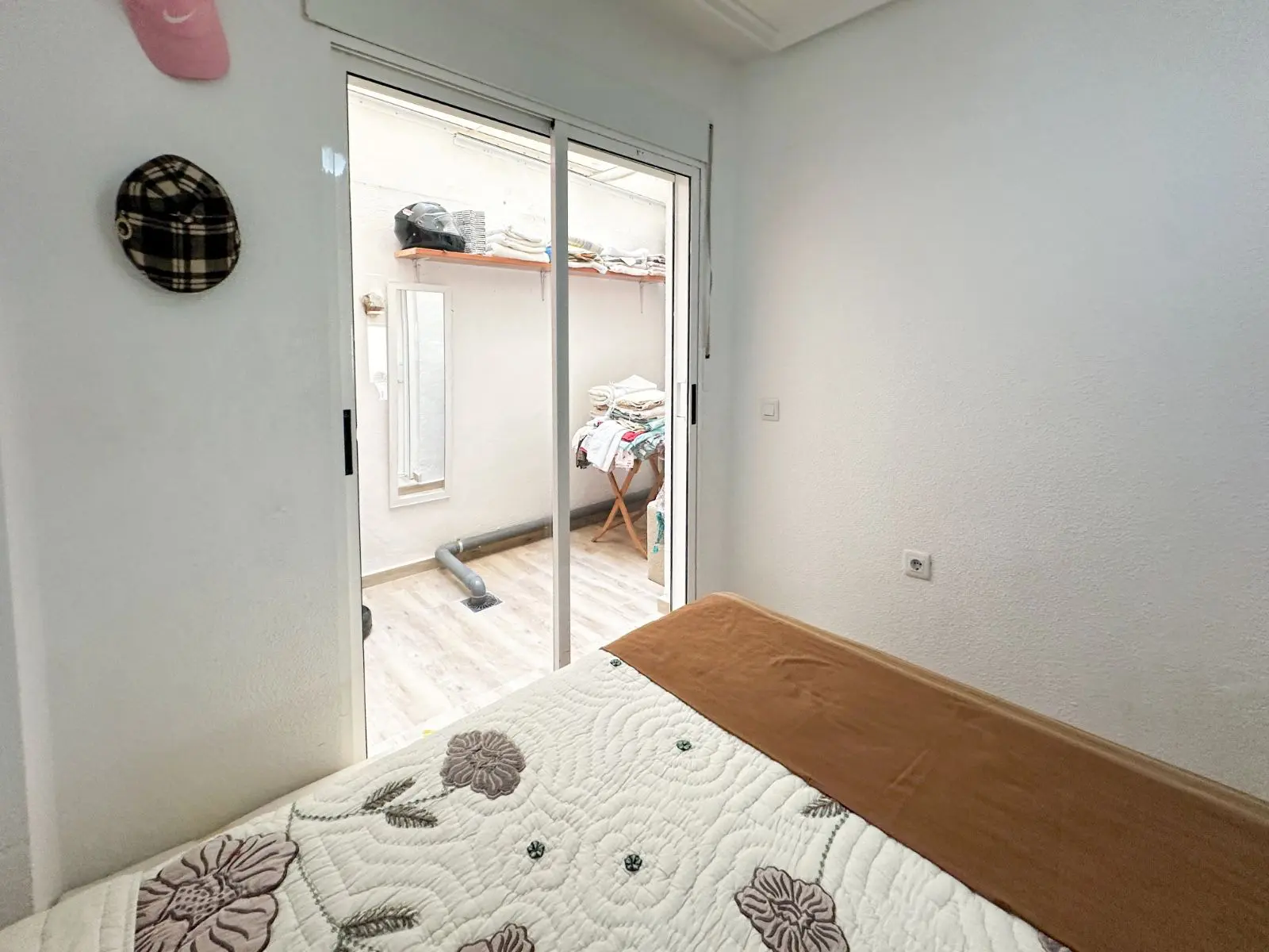 Apartment Of 64 M² In Torrevieja, Spain