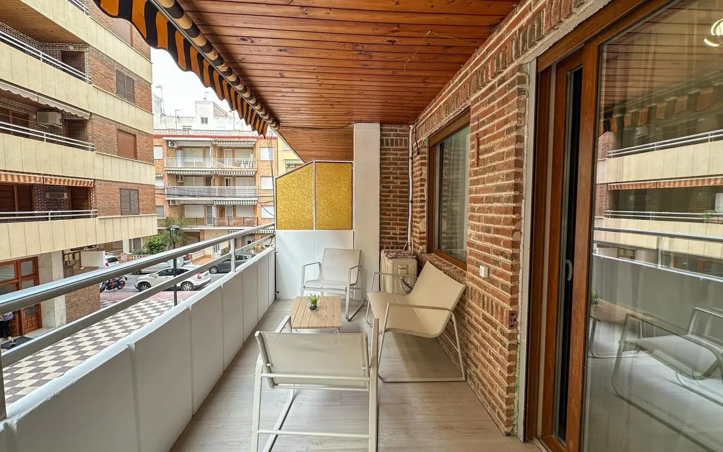 2-bedroom Apartment In Torrevieja, Spain (90 M²)