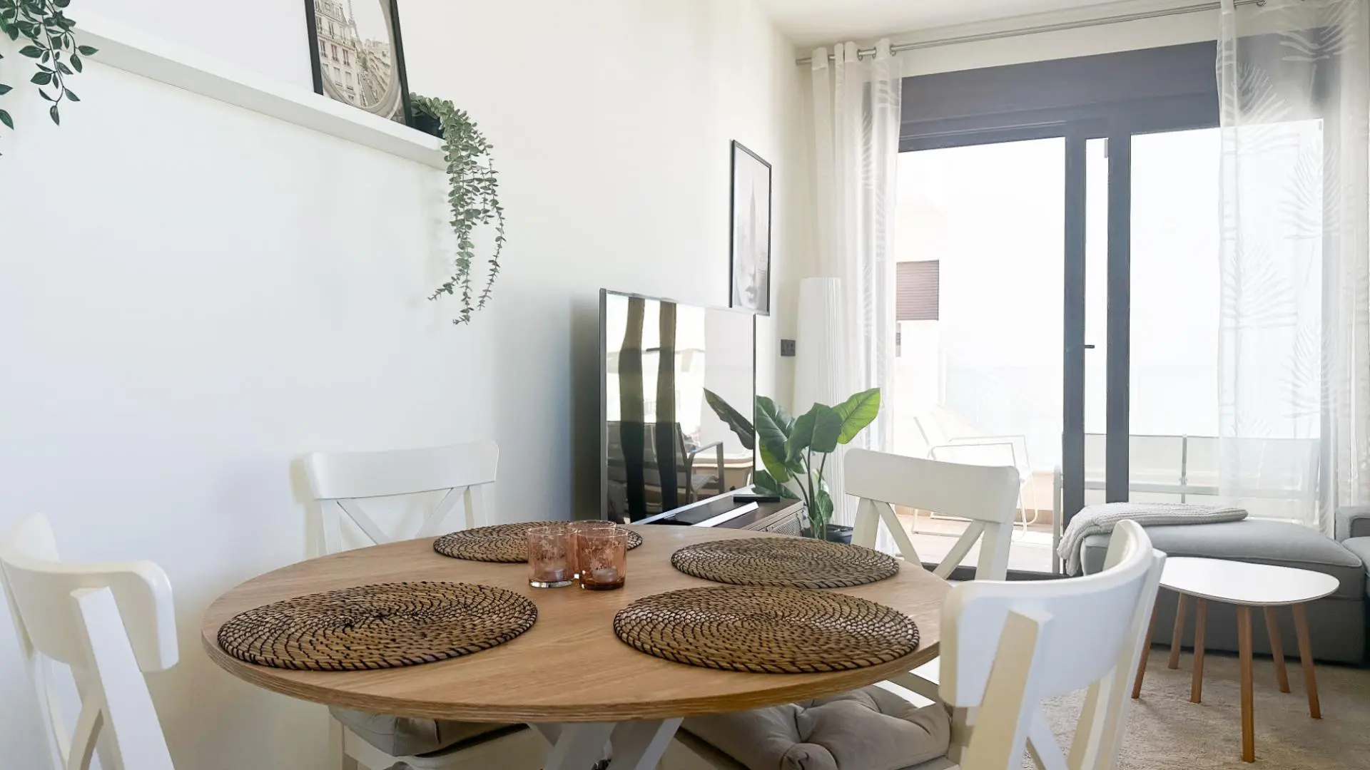 Apartment Of 96 M² In Torrevieja, Spain