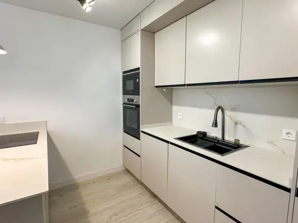 2-bedroom Apartment In Torrevieja, Spain (90 M²)