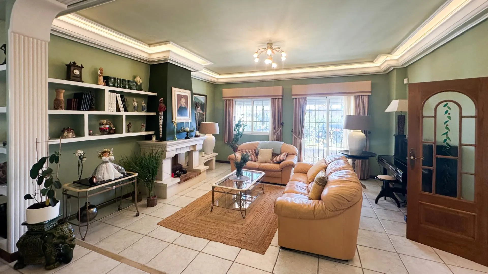 Villa Of 290 M² In Torrevieja, Spain