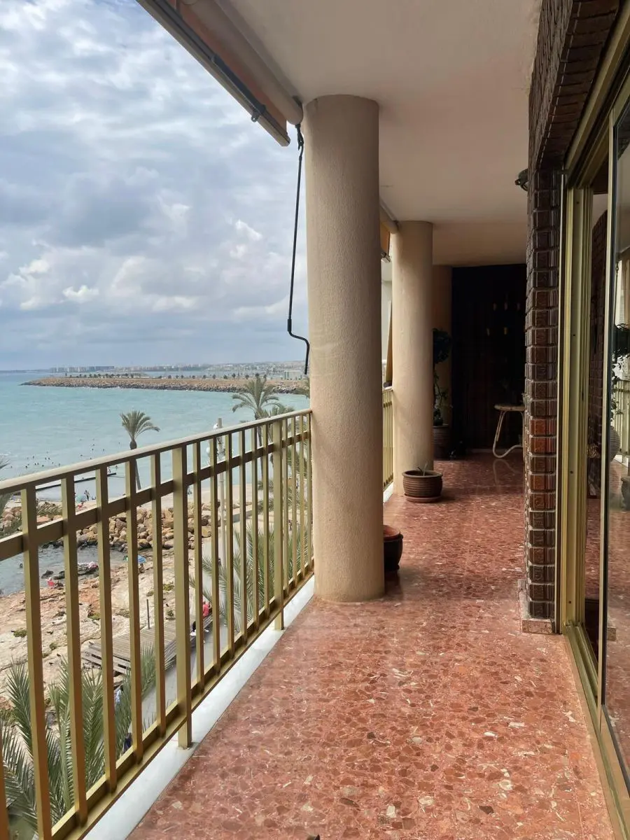 Apartment Of 160 M² In Torrevieja, Spain
