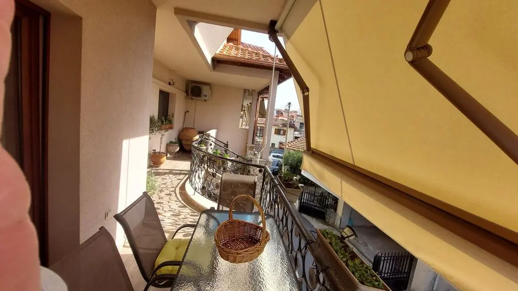 Maisonette Of 184 M² In Olympic Coast