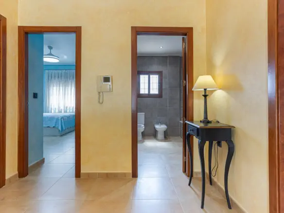 4-bedroom Villa In Los Montesinos, Spain (417 M²)