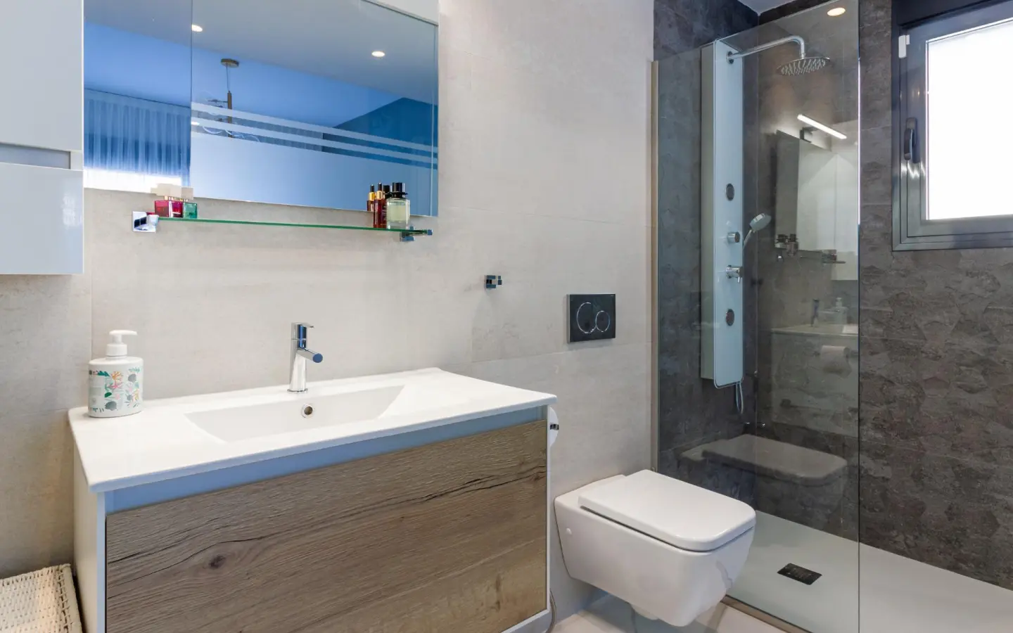 2-bedroom Apartment In San Miguel De Salinas, Spain (101 M²)