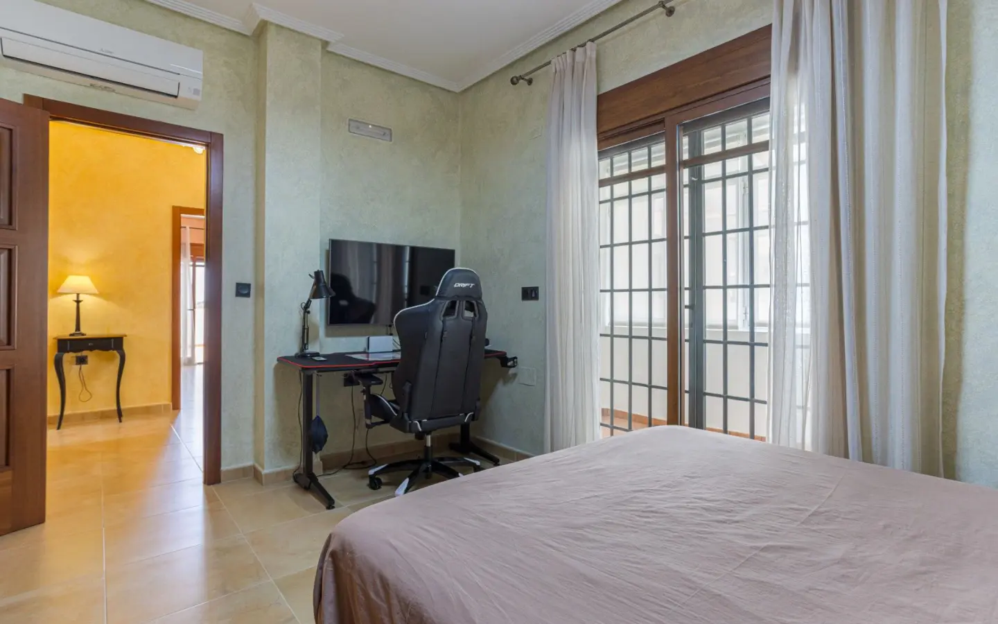 4-bedroom Villa In Los Montesinos, Spain (417 M²)