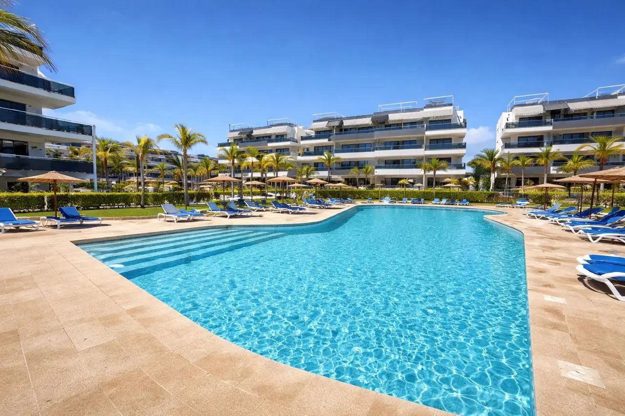 Apartment Of 127 M² With Mediterranean Style In Orihuela Costa, Spain