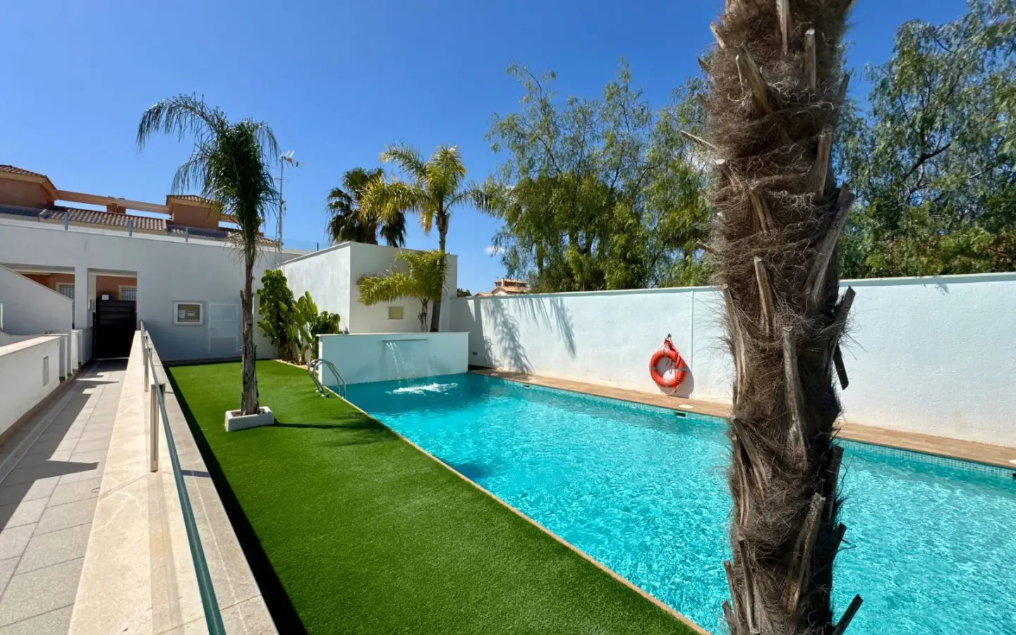 2-bedroom Apartment In Pilar De La Horadada, Spain (77 M²)