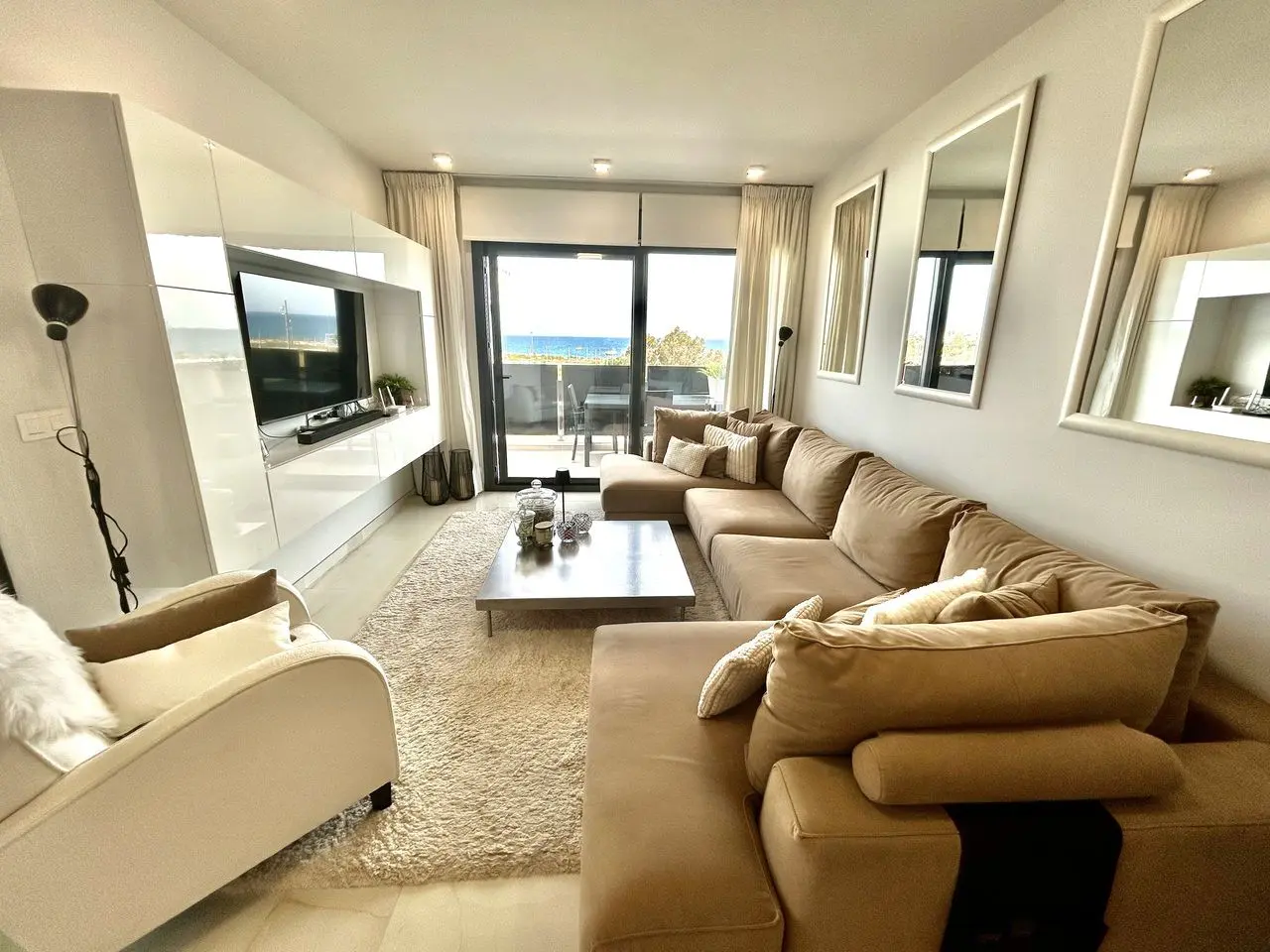 Apartment Of 127 M² With Mediterranean Style In Orihuela Costa, Spain