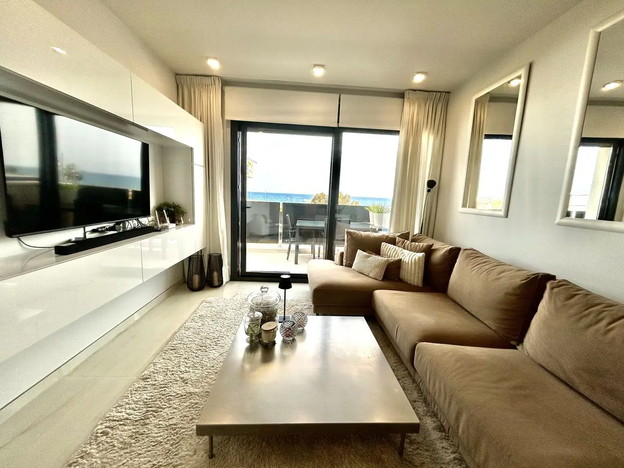 Apartment Of 127 M² With Mediterranean Style In Orihuela Costa, Spain