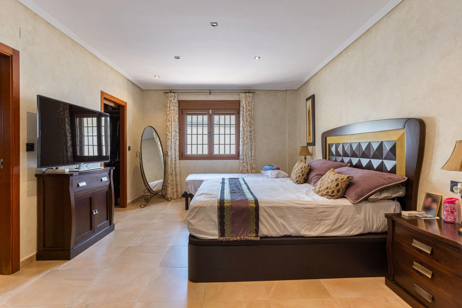 Villa 417 M² In Los Montesinos, Spain – Mediter Real Estate