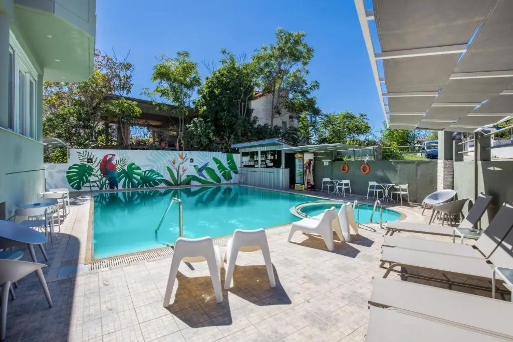 Hotel Of 720 M² In Thassos