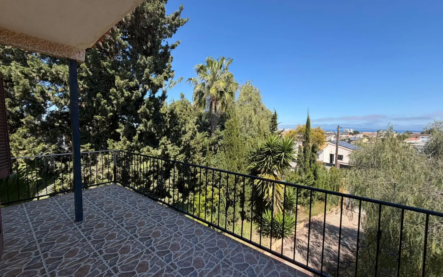 4-bedroom Villa In Torrevieja, Spain (150 M²)