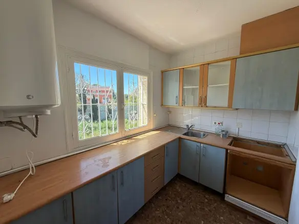 4-bedroom Villa In Torrevieja, Spain (150 M²)