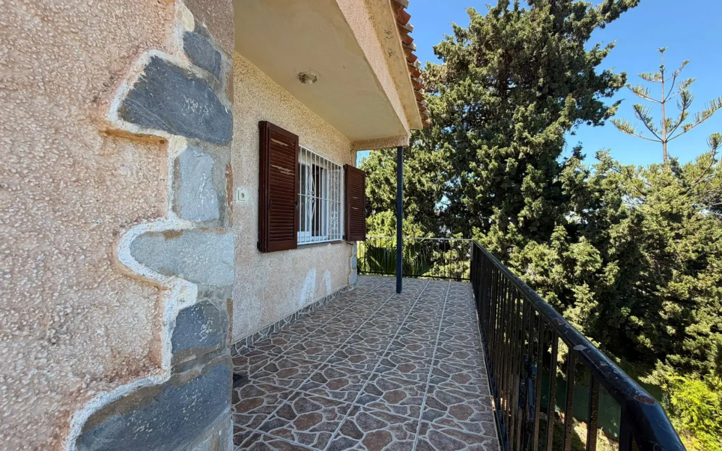 4-bedroom Villa In Torrevieja, Spain (150 M²)