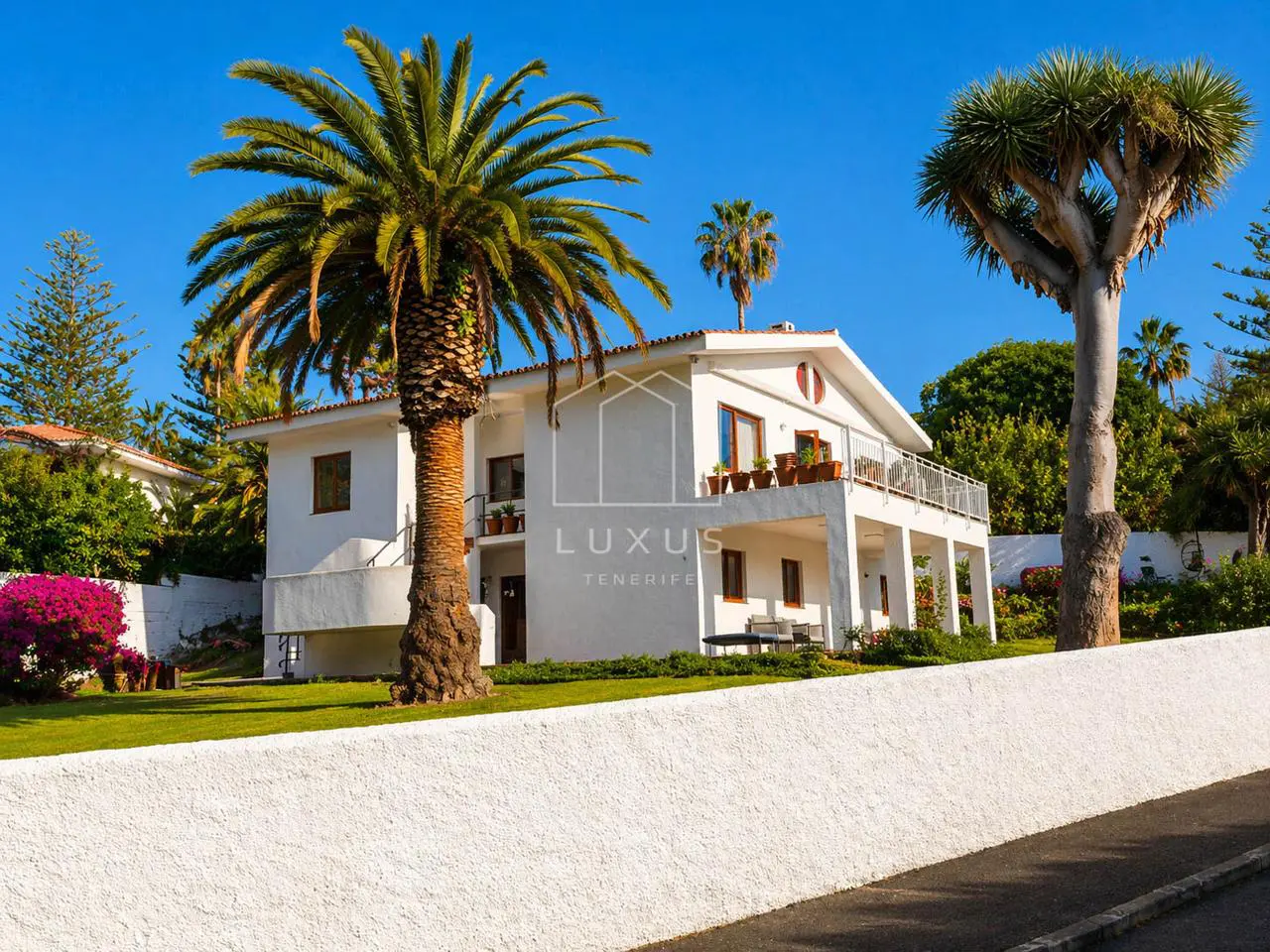 Villa Of 300 M² In Tacoronte, Spain