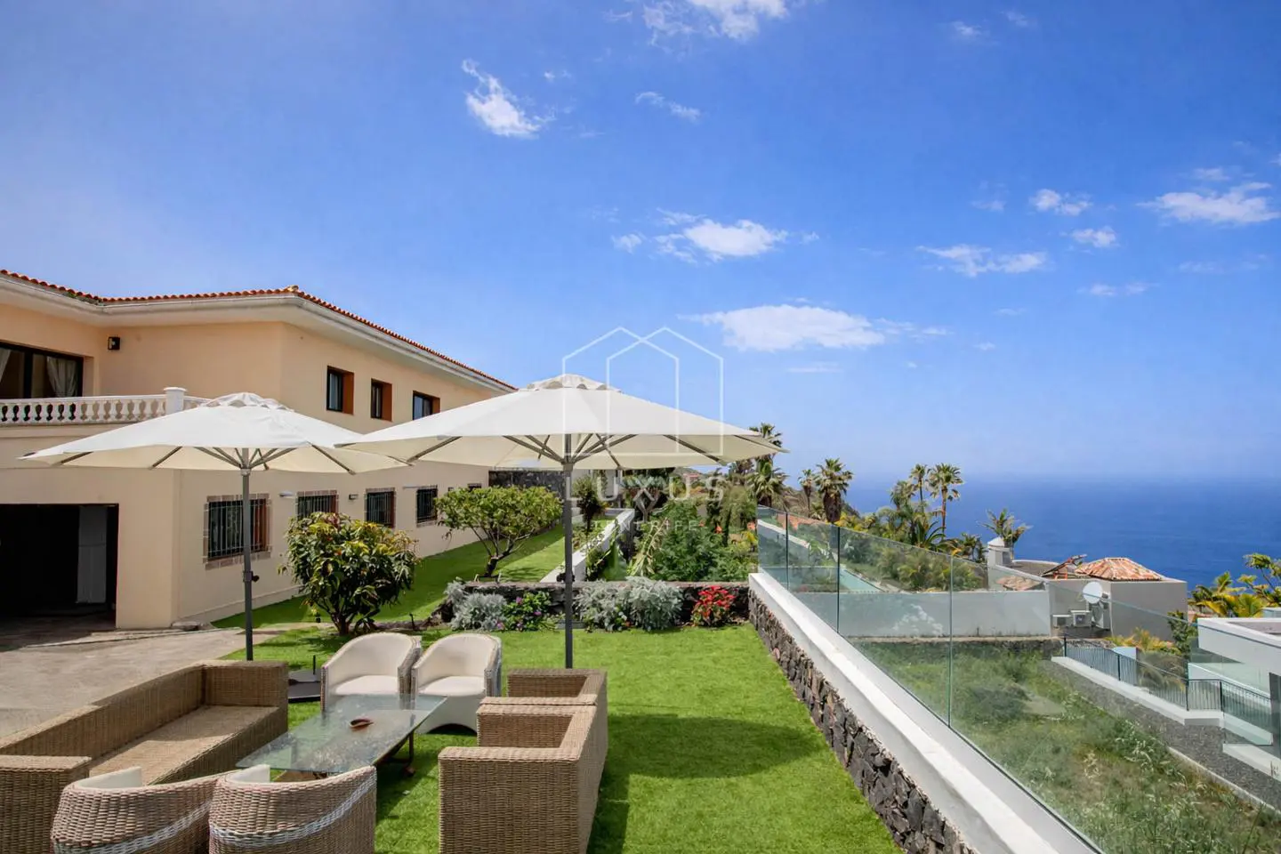 Villa Of 335 M² In El Sauzal