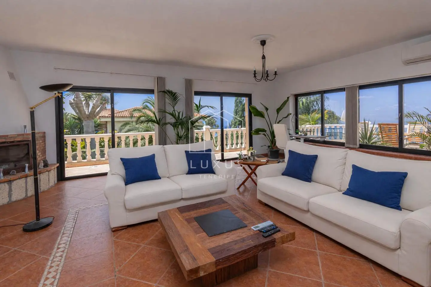 Villa Of 335 M² In El Sauzal