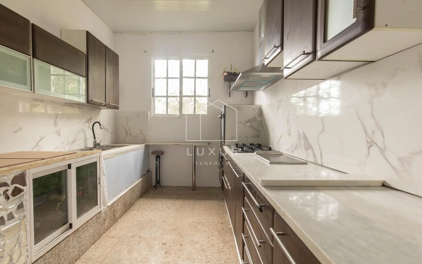 Villa Of 340 M² In El Tanque, Spain