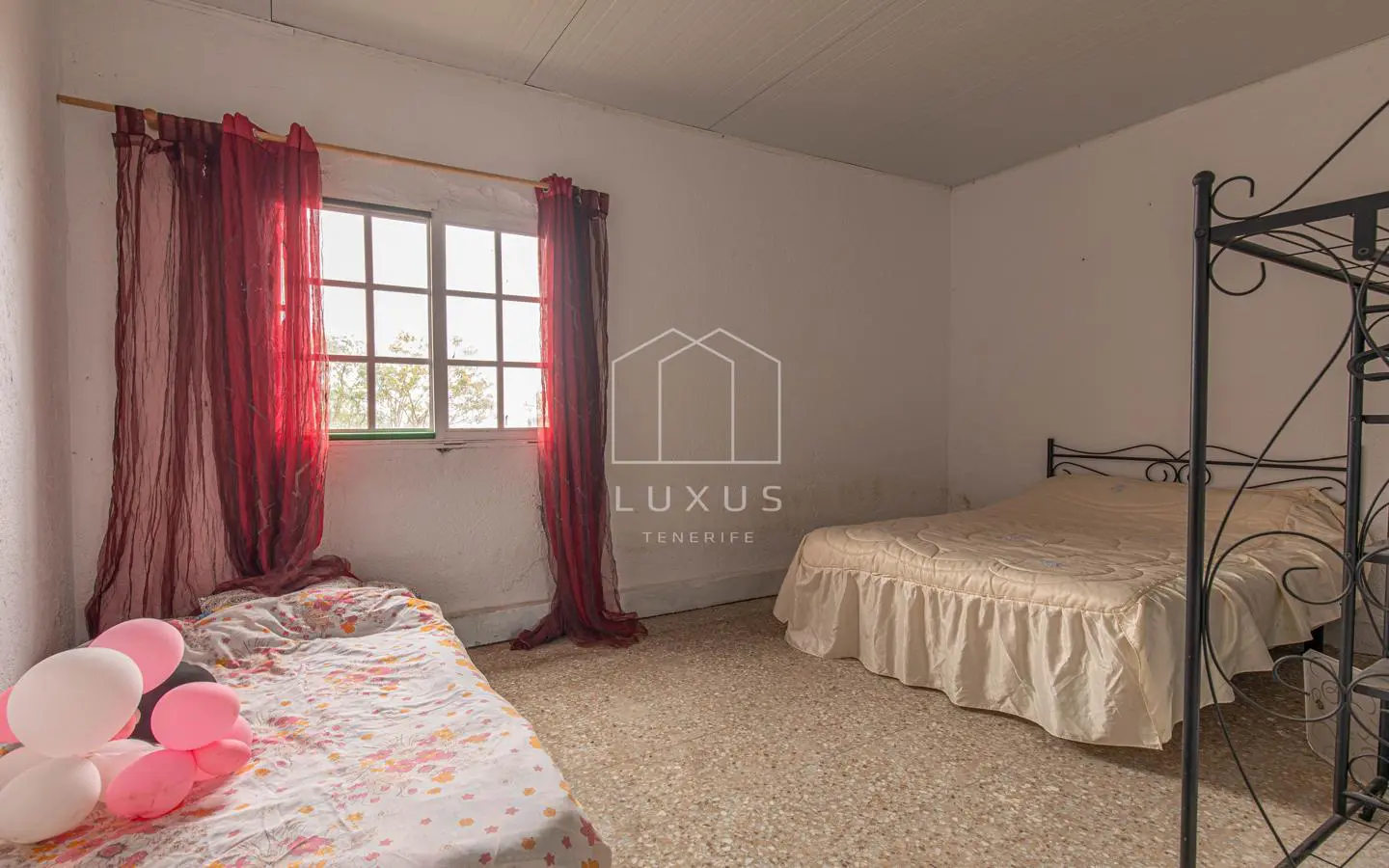 Villa Of 340 M² In El Tanque, Spain