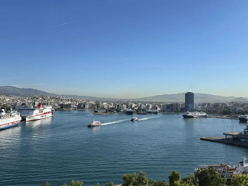 Flat Of 126 M² In Athens