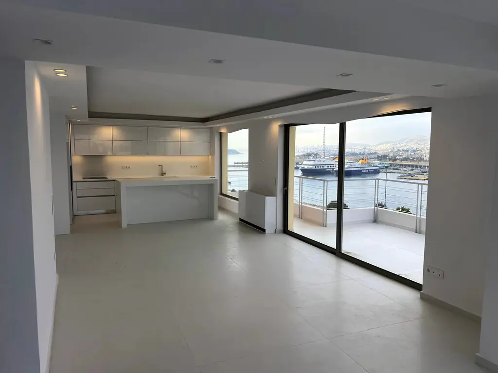 Flat Of 126 M² In Athens