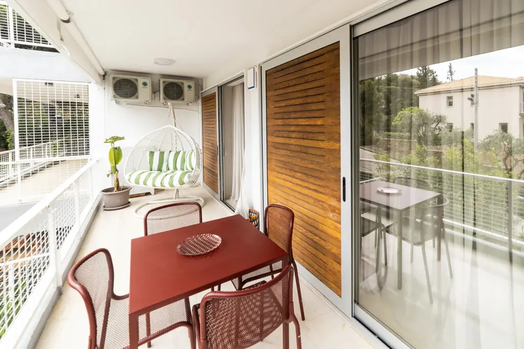 Flat Of 52 M² In Athens