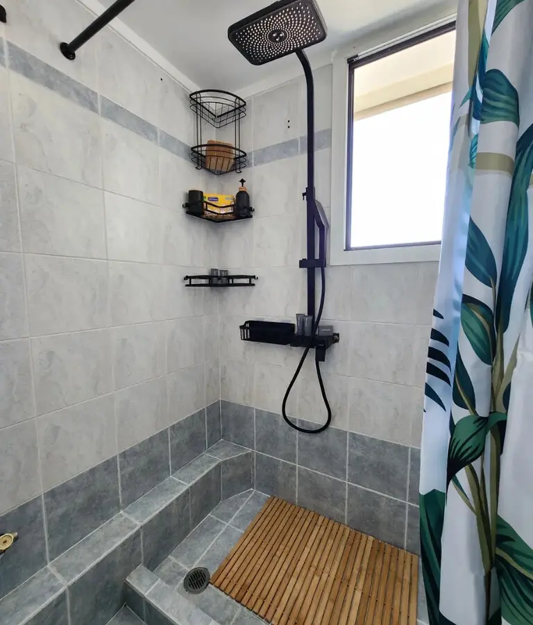 Flat Of 16 M² With Features In Athens