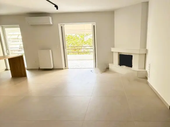 Flat Of 115 M² In Athens