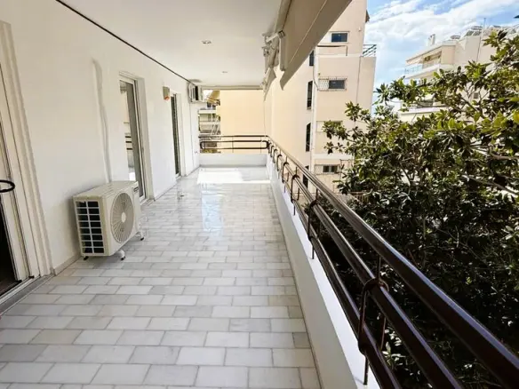 Flat Of 115 M² In Athens