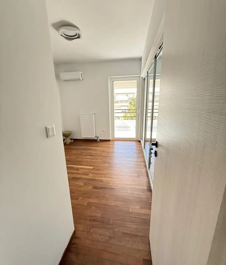 Flat Of 115 M² In Athens