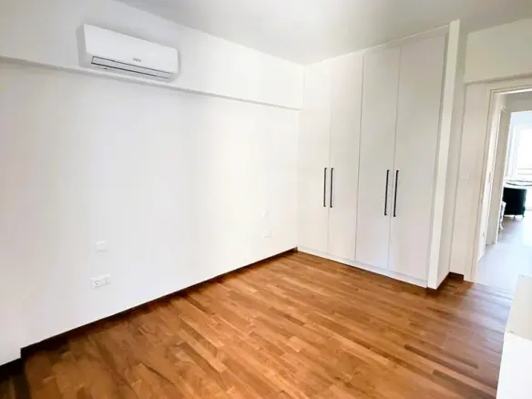 Flat Of 115 M² In Athens