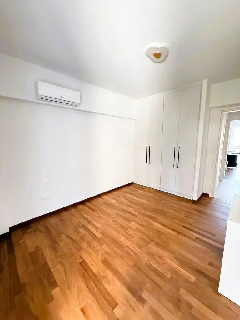 Flat Of 115 M² In Athens