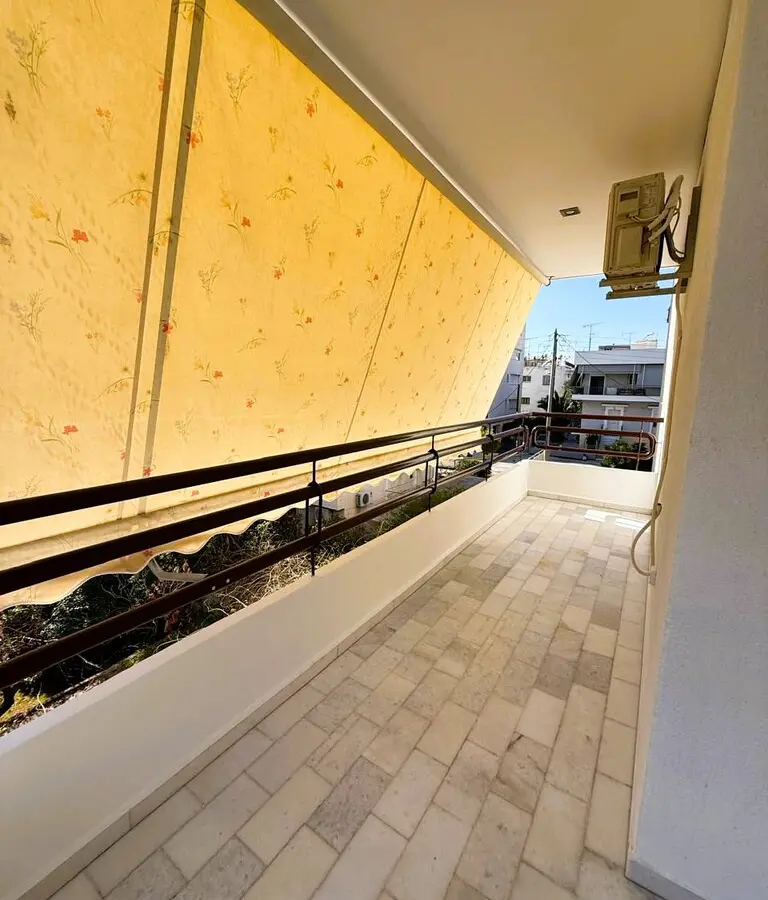 Flat Of 115 M² In Athens