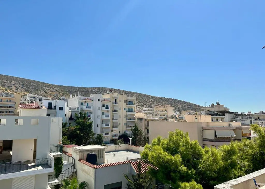 Flat Of 125 M² In Athens