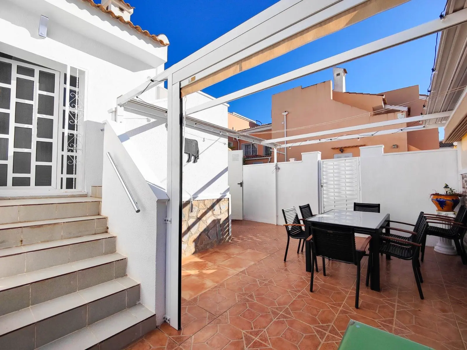 Villa Of 75 M² In Rojales, Spain