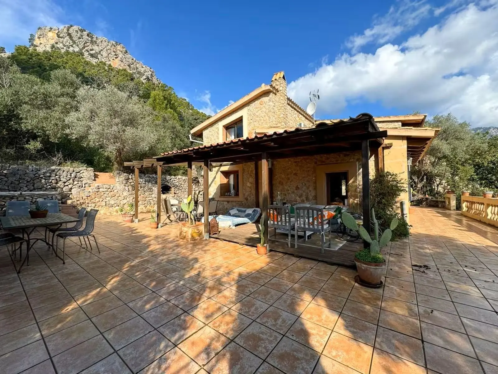 Finca Of 179 M² In Bunyola, Spain