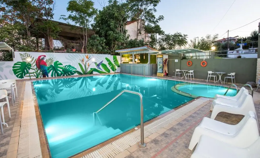 Hotel Of 720 M² In Thassos