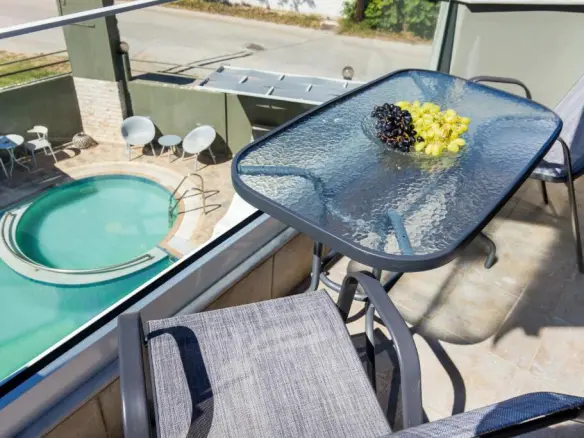 Hotel Of 720 M² In Thassos