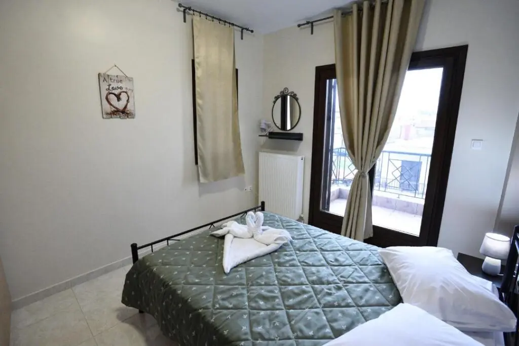 Hotel Of 420 M² In Athos, Chalkidiki