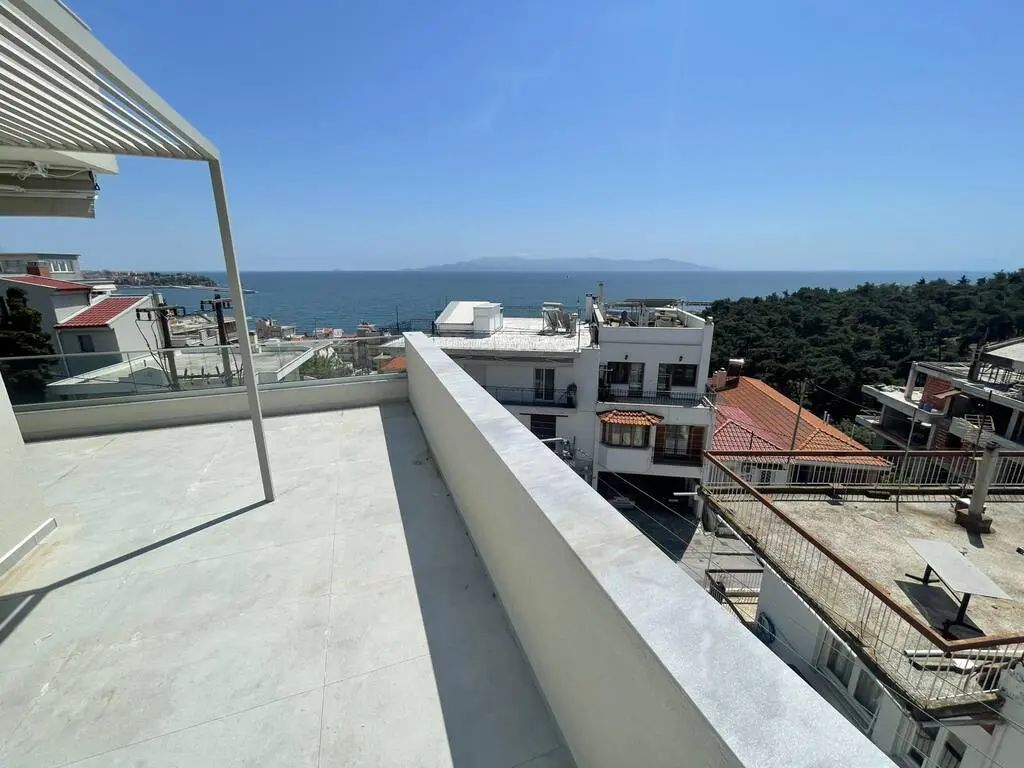 Maisonette 204 M² In Kavala