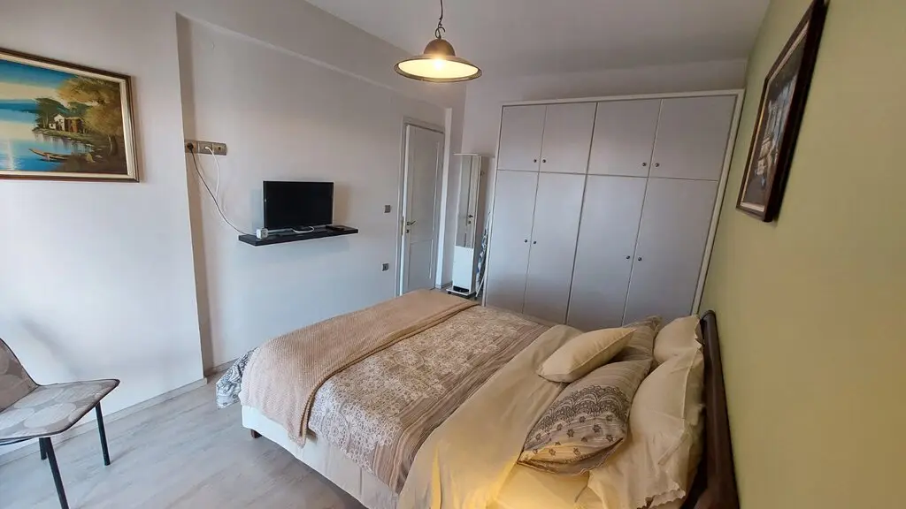 Maisonette Of 184 M² In Olympic Coast