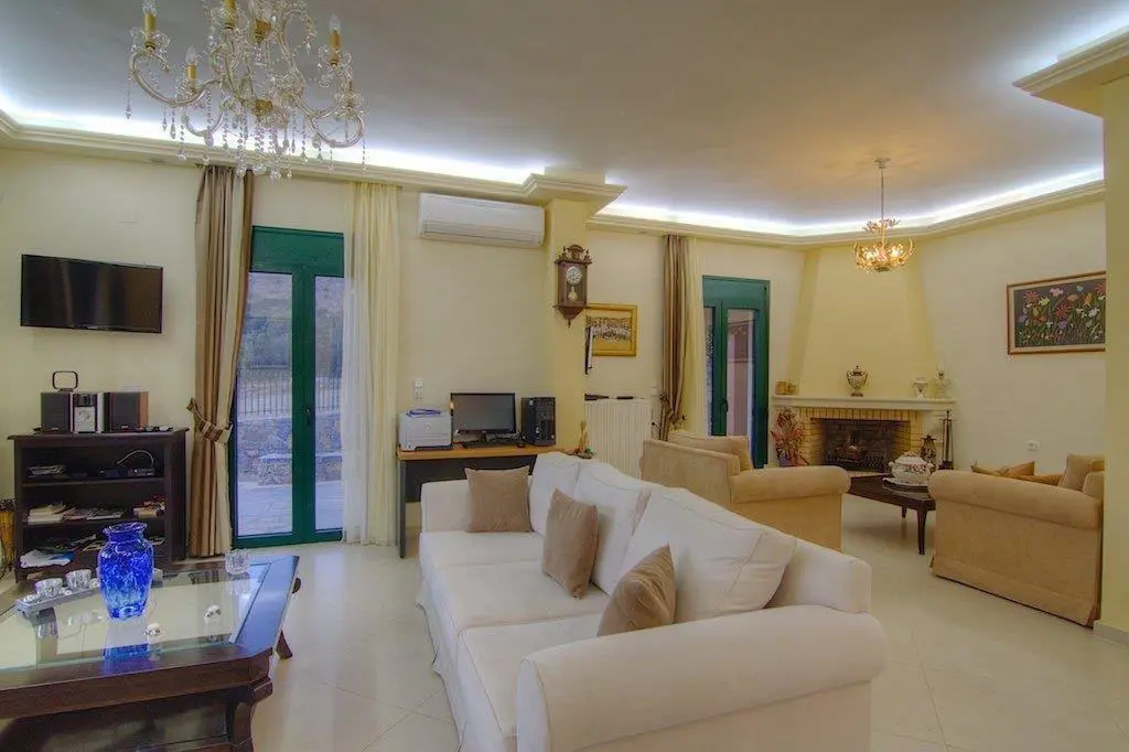Villa Of 172 M² In Crete